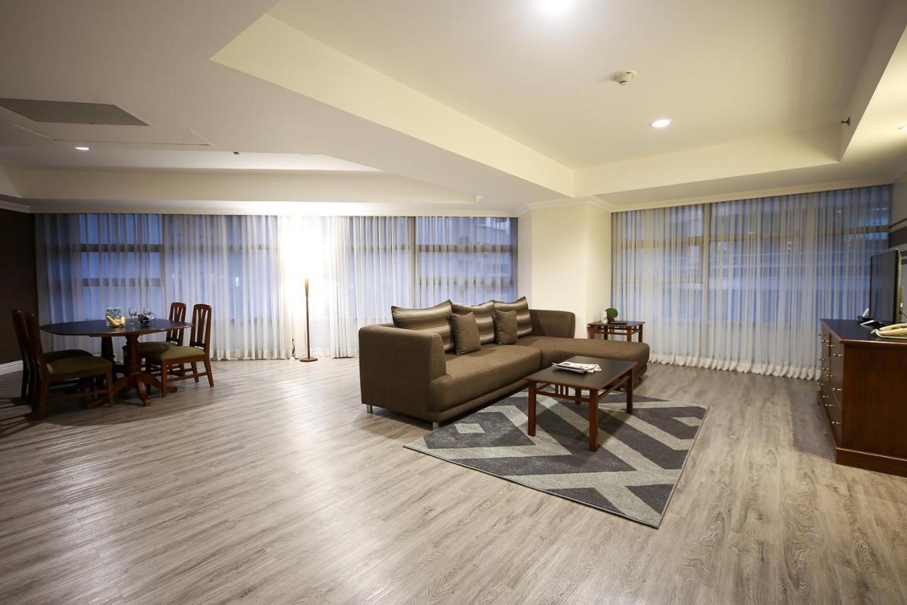סן פדרו מקאטי Infinity Tower Suites מראה חיצוני תמונה